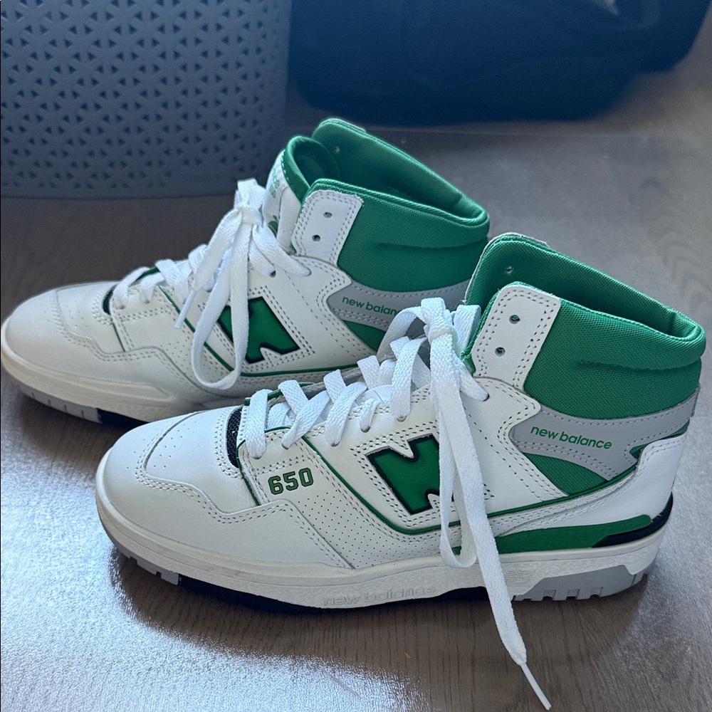 New Balance Unisex White and Green High-Top Sneakers